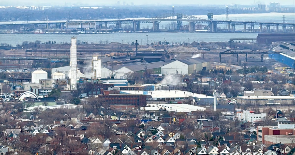 Birla Carbon linked to Hamilton soot emissions