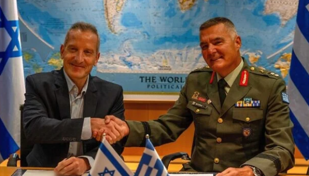 Israel, Greece sign record €3 billion defense deal
