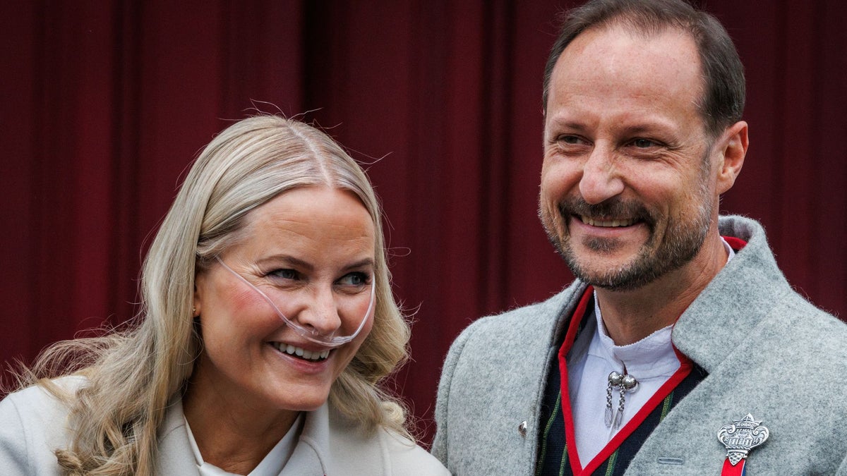From Mette-Marit to Durek Verrett, Norway's Royal Family Rallies at King Harald's Bedside