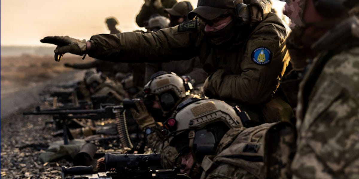 Norwegian Soldiers Training Ukraine's Soldiers for 'Viking Mentality'