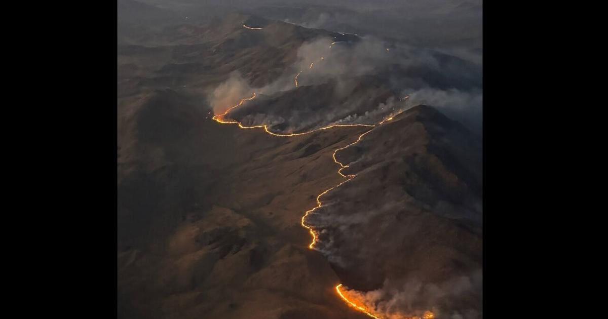 WATCH LIVE: Fire officials brief on Bug and Stallion Fires | Local News