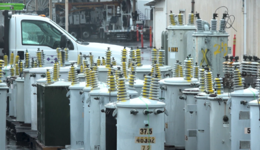HECO crews continue to restore power to thousands of residents after Tropical Storm Lala | Business