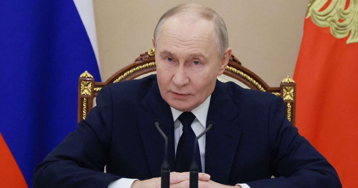 Putin 'plotting to mobilise half-a-million fighters in weeks' | World | News