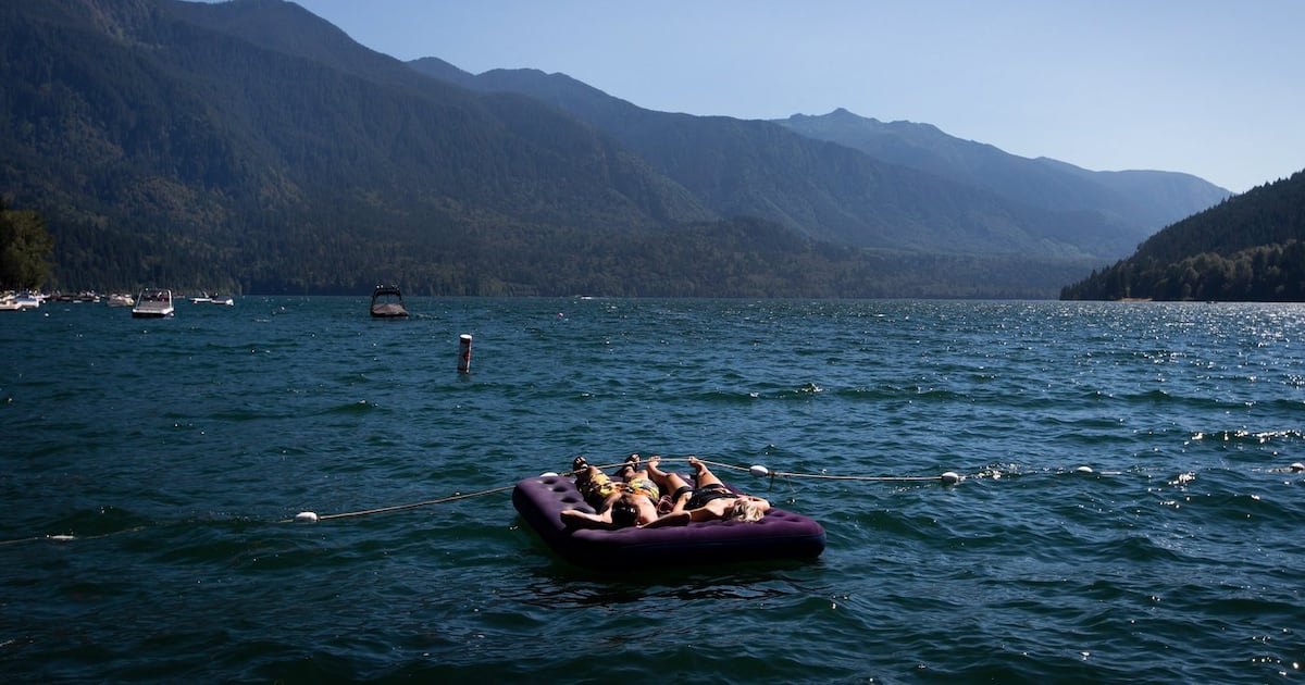 Girl remains missing after falling from paddleboard into Cultus Lake, B.C. - CTV News