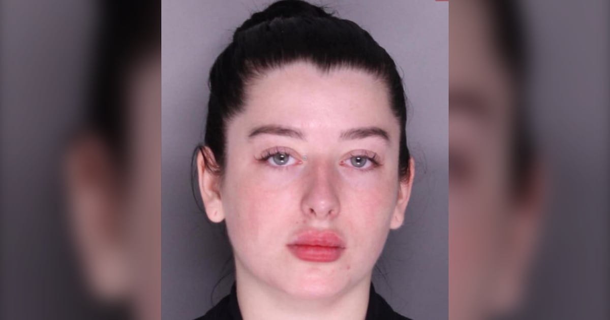 Ontario woman arrested after alleged gold theft in U.S.