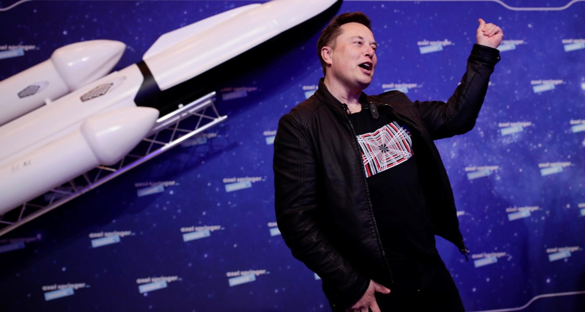 Elon Musk's SpaceX (SPCX) tops earnings as bitcoin (BTC) holding value drops by $540 million