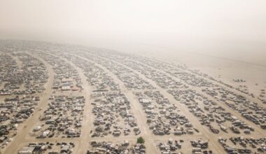 Should Burning Man Proceed in a Fire Evacuation Zone?