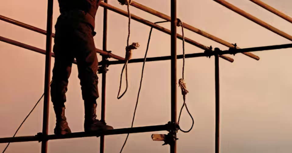 Iran court sentences 10 protesters to death in Isfahan