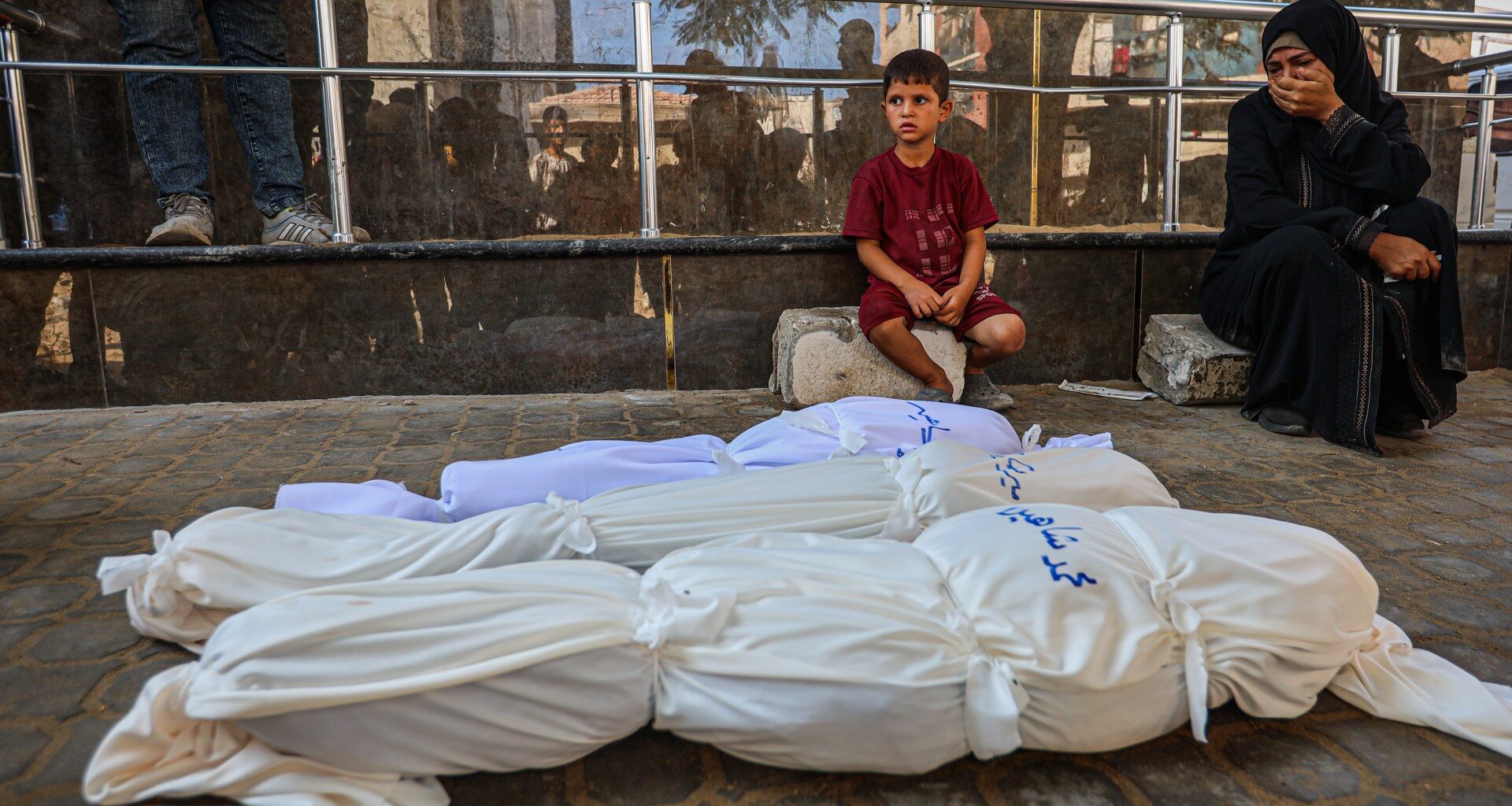 Crews recover 19 bodies from rubble of destroyed Gaza building | Gaza News