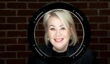 Jann Arden ties the knot with Icelandic author Thordis Elva