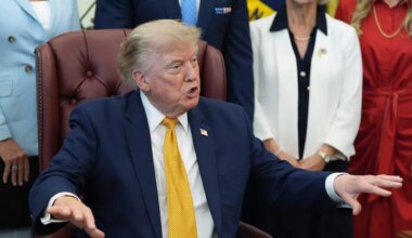 Trump to visit Rancho Palos Verdes on Tuesday for RNC meeting at his golf club – Daily Breeze