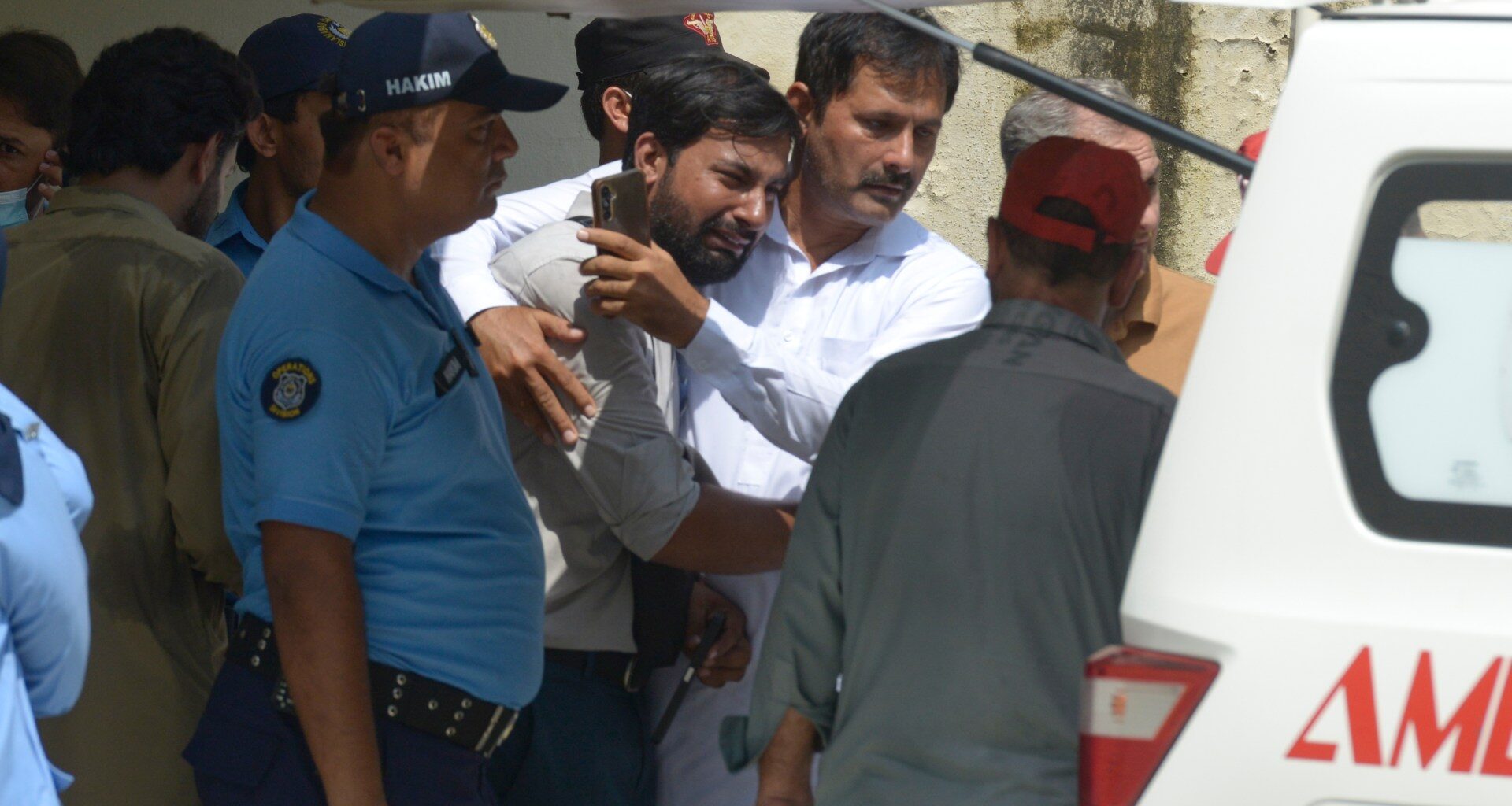 Locked inside: Grief and anger as Pakistan hospital fire kills 14 newborns | Health News
