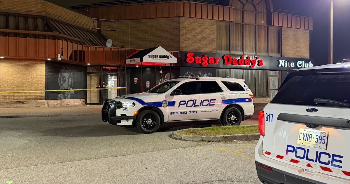 Mississauga stabbing: Man seriously injured
