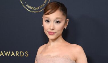 Ariana Grande taking break from public appearances, exits West End show amid 'public scrutiny'