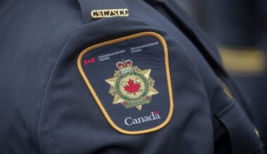 2 correctional officers, offender dead after transfer accident: CSC