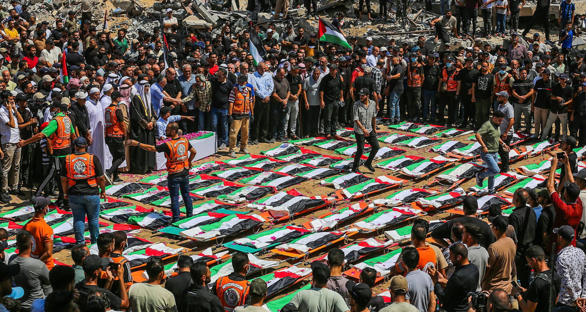 Hamas holds mass funeral for 112 people it says were killed in IDF strike at start of Gaza war