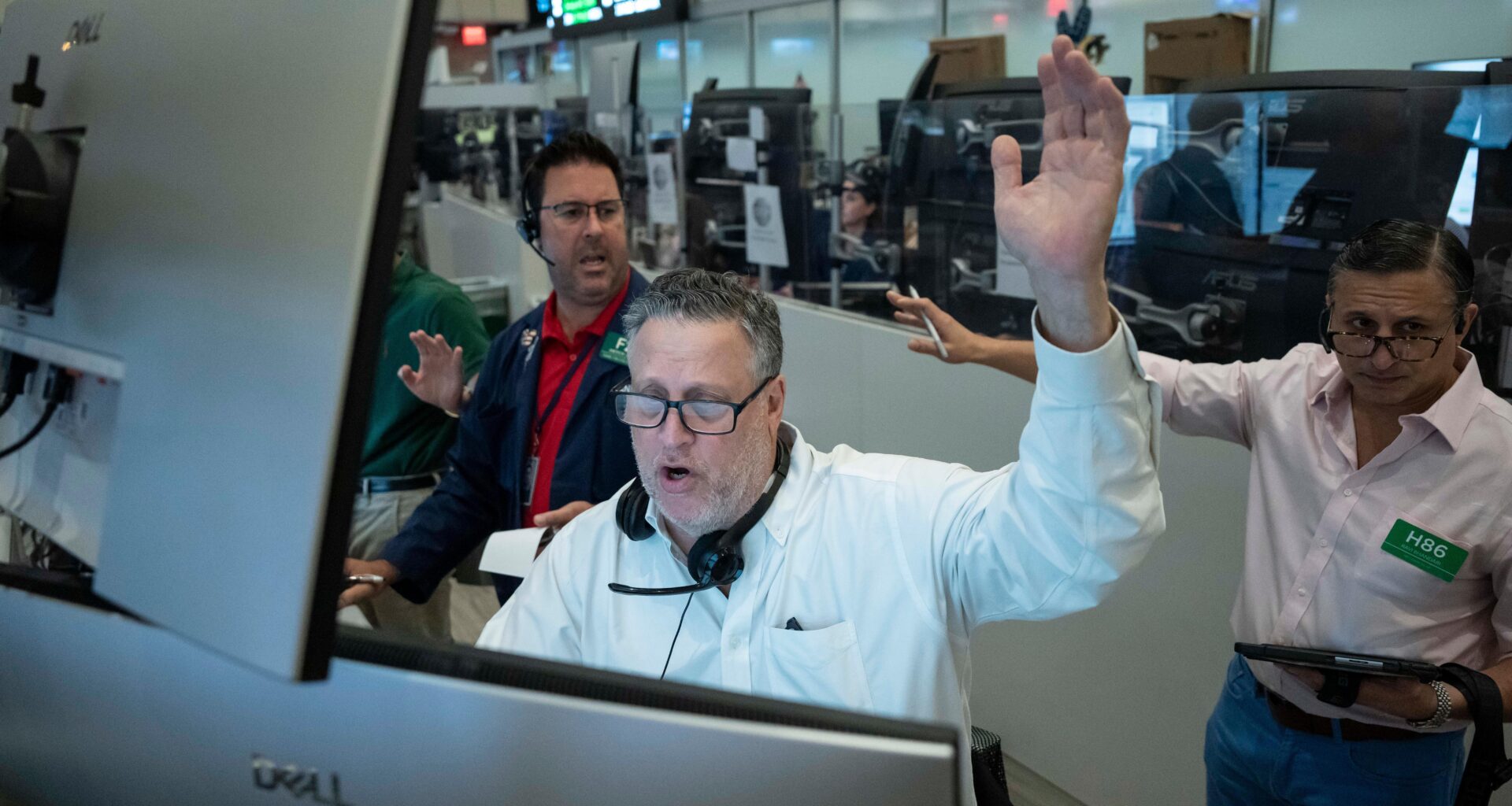 Investors prosper and consumers pay as the Iran war exacts an uneven economic toll 6 months in – Orange County Register
