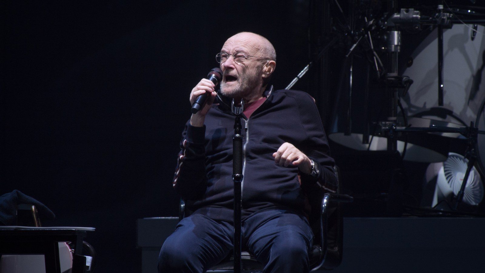 Phil Collins Reveals He Nearly Died in 2024 Amid Alcohol Abuse Battle