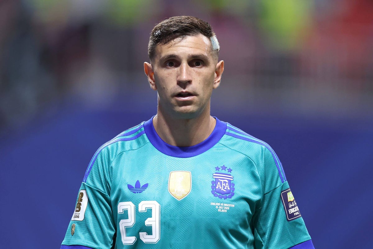 Aston Villa’s Emiliano Martinez will not join Juventus following club talks