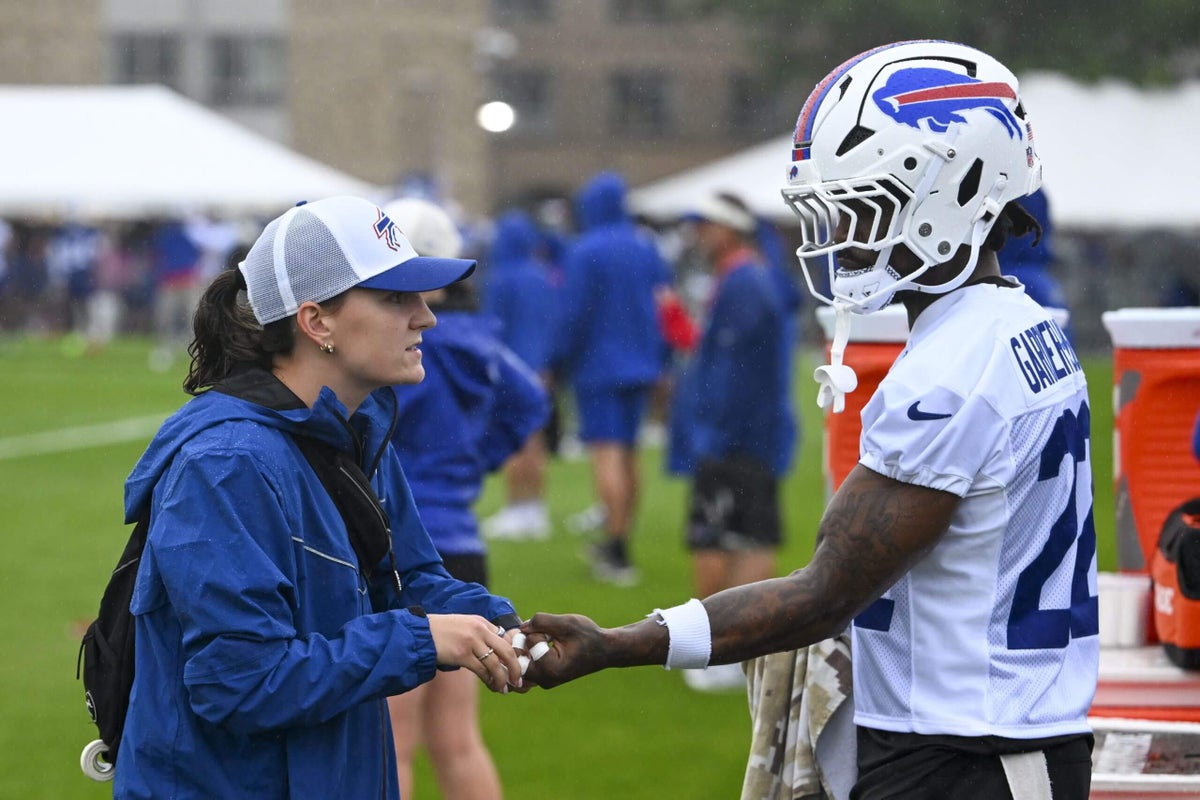 Bills safety C.J. Gardner-Johnson goes down with lower calf strain: Source