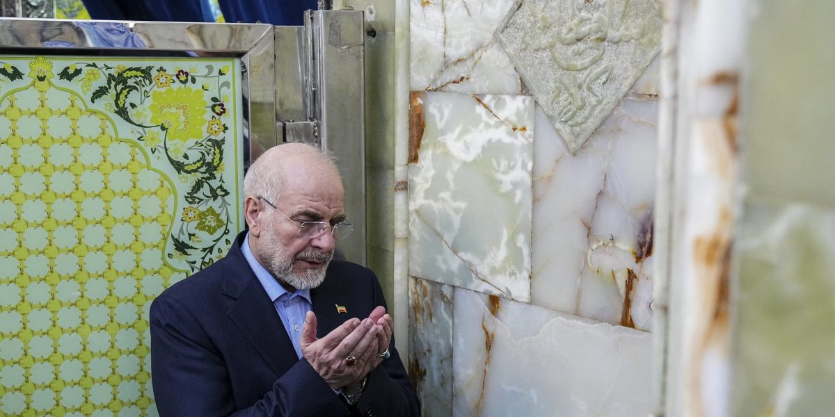 Top Iranian leaders signal they're running out of time as economy crumbles ahead of Trump's 'D-Day'