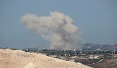 A distant view of smoke rising after explosions in Hadatha by Israeli army (Photo: Anadolu Agency)
