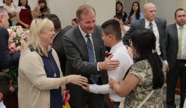 After 7.4 earthquake in Colombia, Elder Stevenson meets Cali mayor – Church News