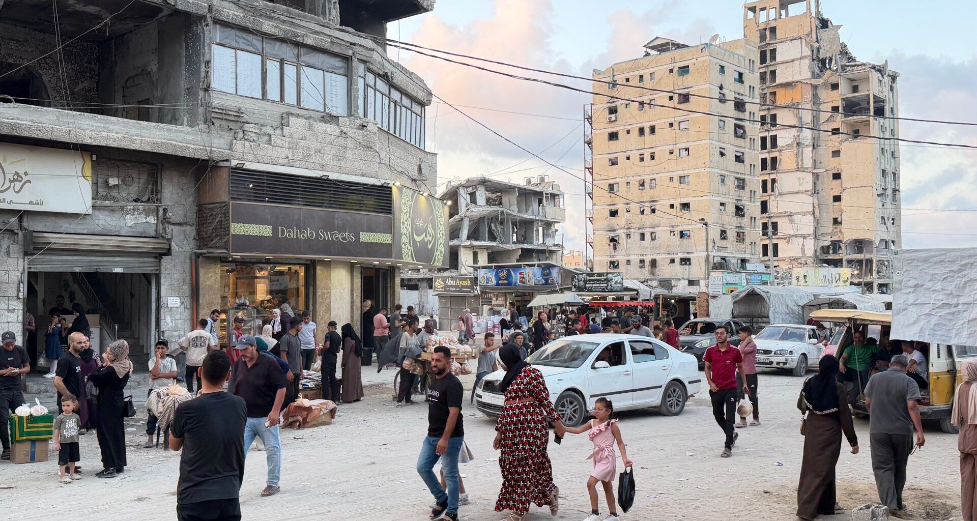 Gaza forced to use unreliable online payments amid ‘cash famine’ | Israel-Palestine conflict News