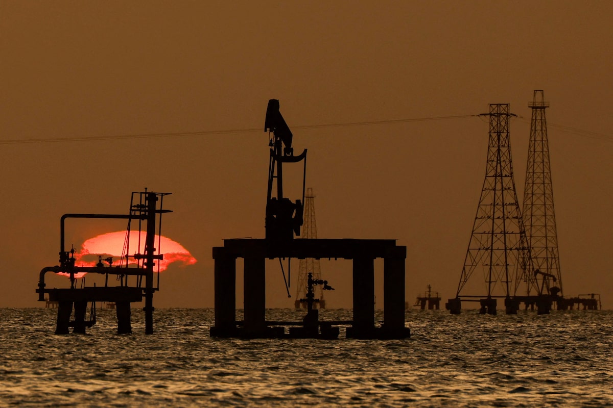 U.S. enters agreement with Venezuela to take control of 65 billion barrels of oil reserves, Trump says