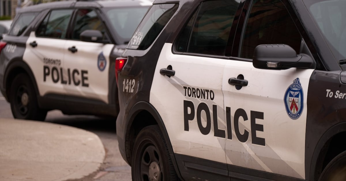 Man in his 40s critically injured in Toronto stabbing