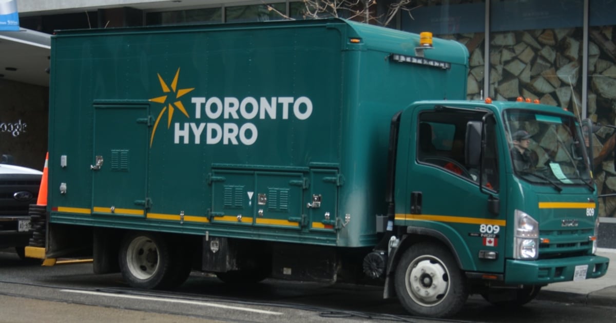 Power restored to tens of thousands in downtown Toronto and the east end - CTV News