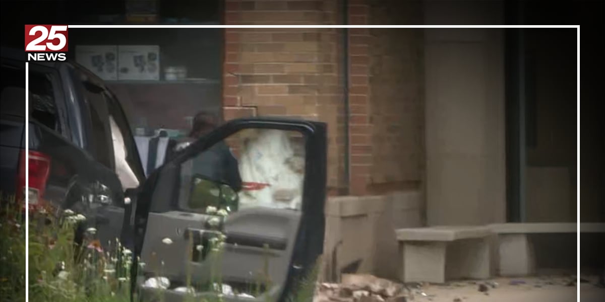 2 victims taken to Urbana hospital after pickup-pedestrian crash in Uptown Normal