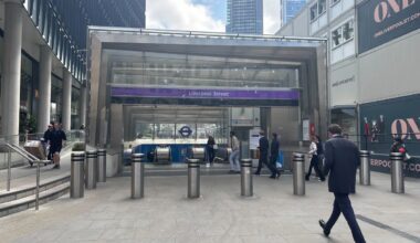 Huge fire near tracks stops all services to one of London's busiest train stations - London Evening Standard