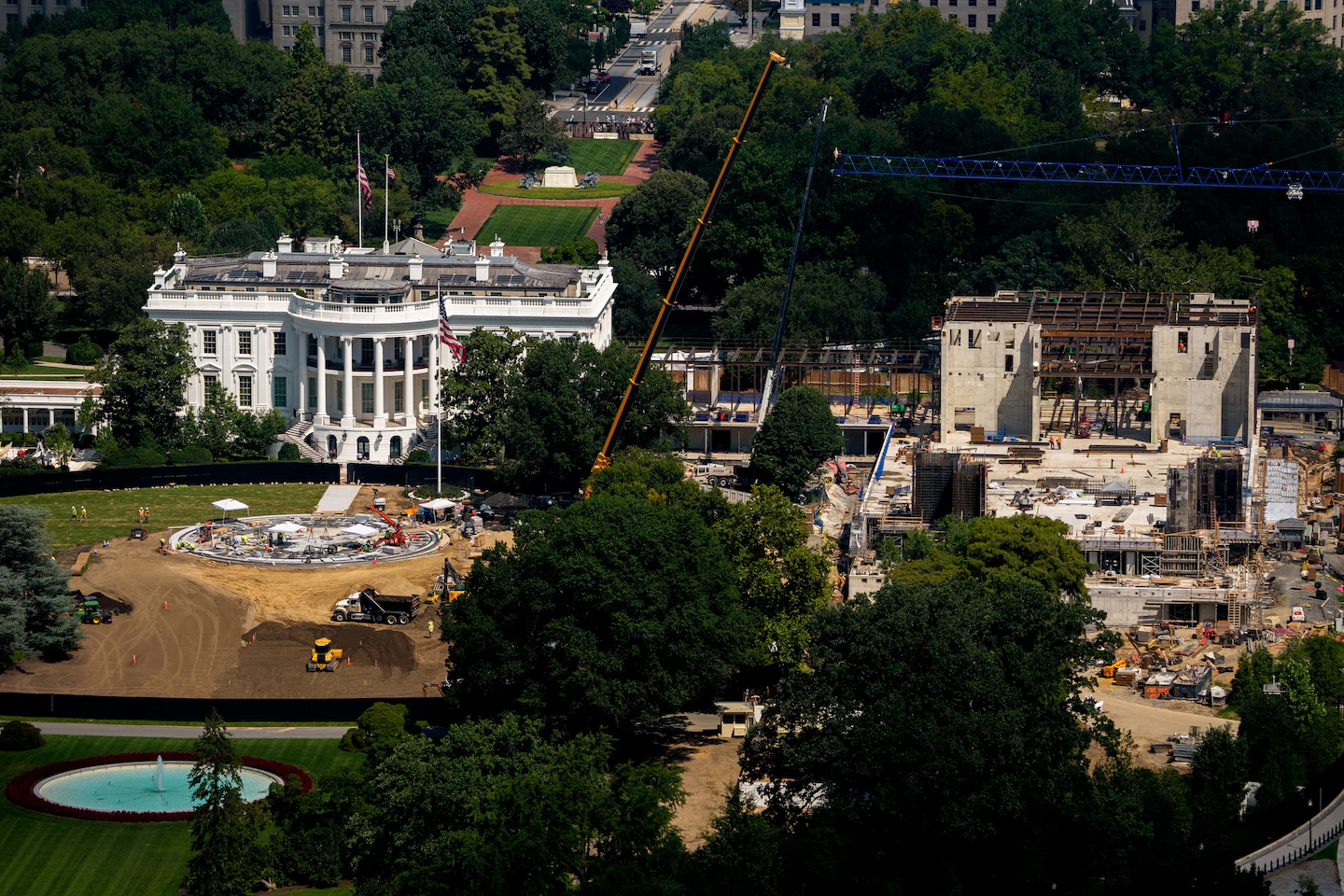 The White House says its ballroom is 65% complete. Its documents suggest otherwise. - The Washington Post