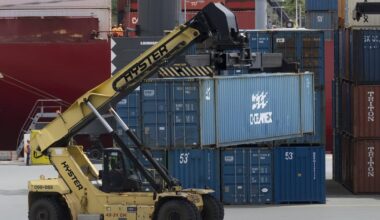 Ottawa to rebate $100M in freight costs to ship steel across Canada - ctvnews.ca