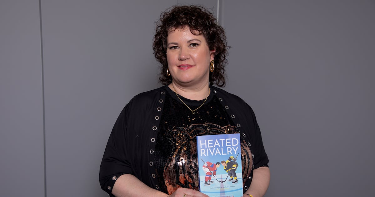 ‘Heated Rivalry’ author donates $300,000 to Nova Scotia libraries - CTV News