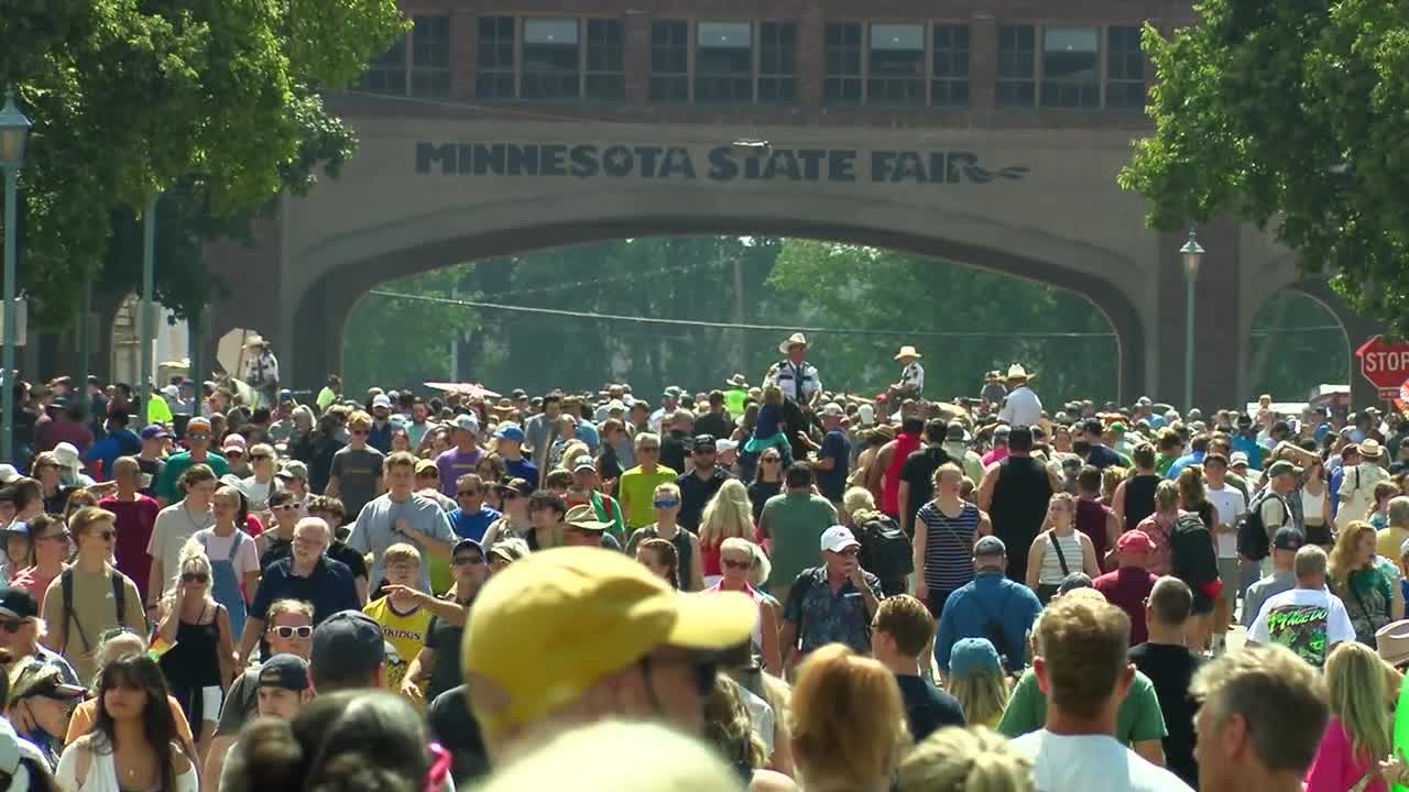 Shuttle bus headaches at the Minnesota State Fair, but Metro Transit says it's fixing the issues