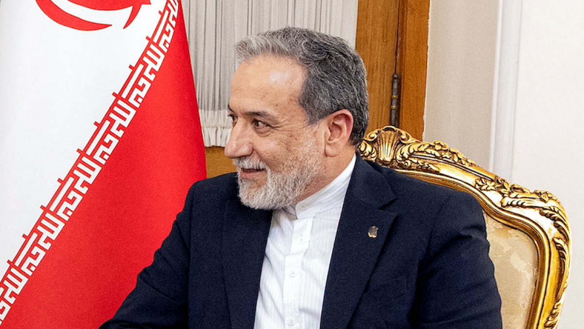 Qatar PM visits Tehran as Iran faces mounting US economic pressure | US-Israel war on Iran