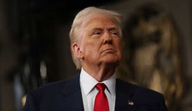 Dow Jones Futures: Trump, Bessent Comments Spark Tech Losses; Nvidia Sells Off Before Earnings