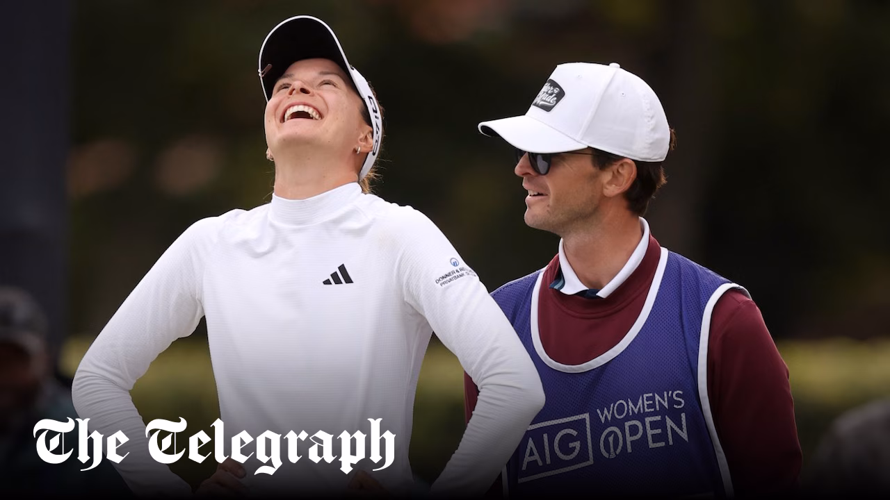 Ricochet off volunteer’s leg decides Women’s Open play-off - The Telegraph
