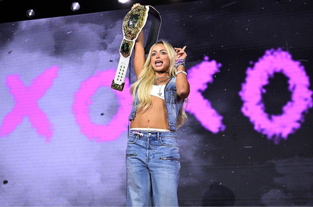 How to Watch WWE SummerSlam: Schedule, Time & Full WWE Event Card