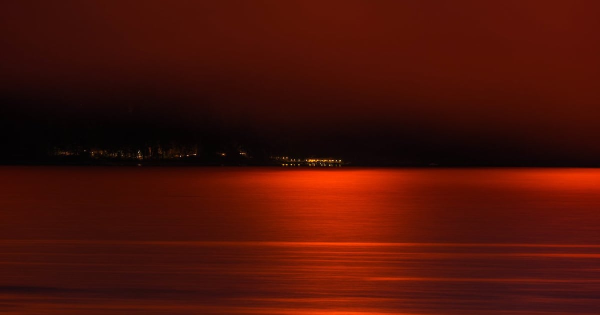 B.C. wildfire forces entire District of Summerland to evacuate - CTV News