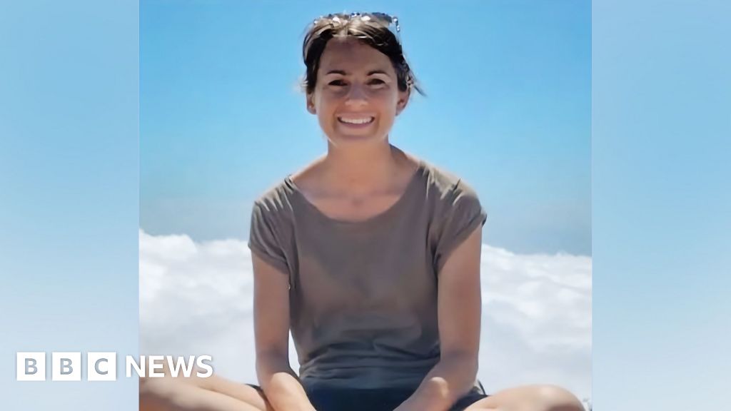 Family's tribute to 'kind and selfless' aid worker killed in Greece - BBC