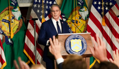 US expands unilateral Iran sanctions