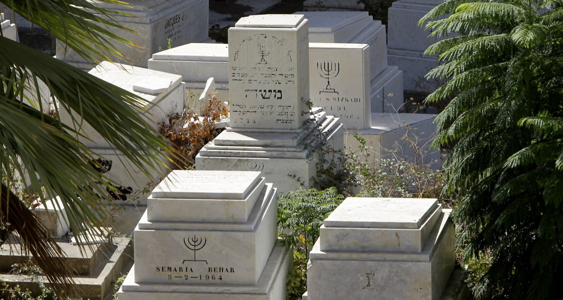 Israel-Lebanon talks said to include request to relocate Jewish graves to Israel