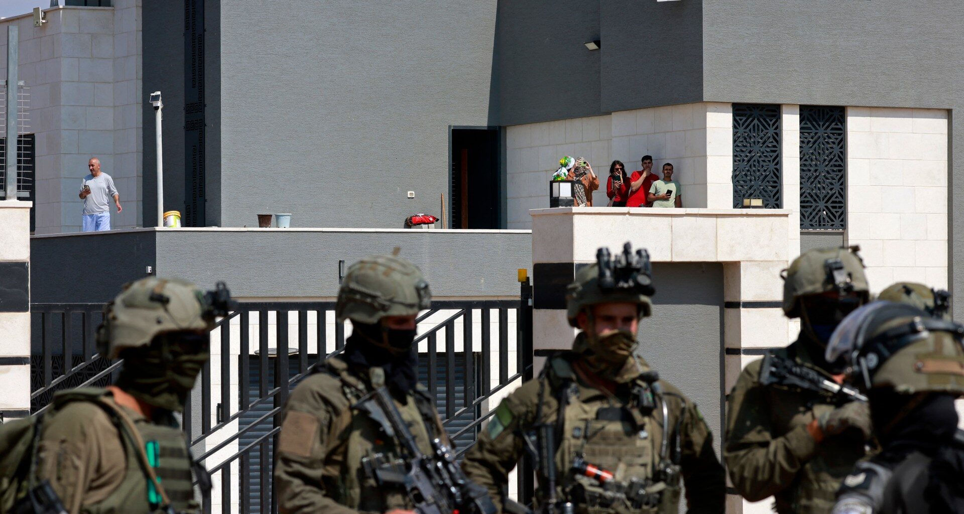Huckabee calls Israeli settlers ‘terrorists’: Can US push end Qusra siege? | Human Rights News