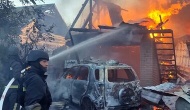 Ukraine hits Russian Starlink-style network, Moscow tracks arms package | Russia-Ukraine war News