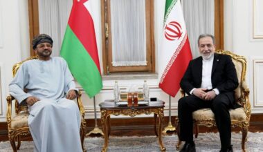 Iran Negotiates With Oman, Warns of Military Ship Ban in Strait of Hormuz