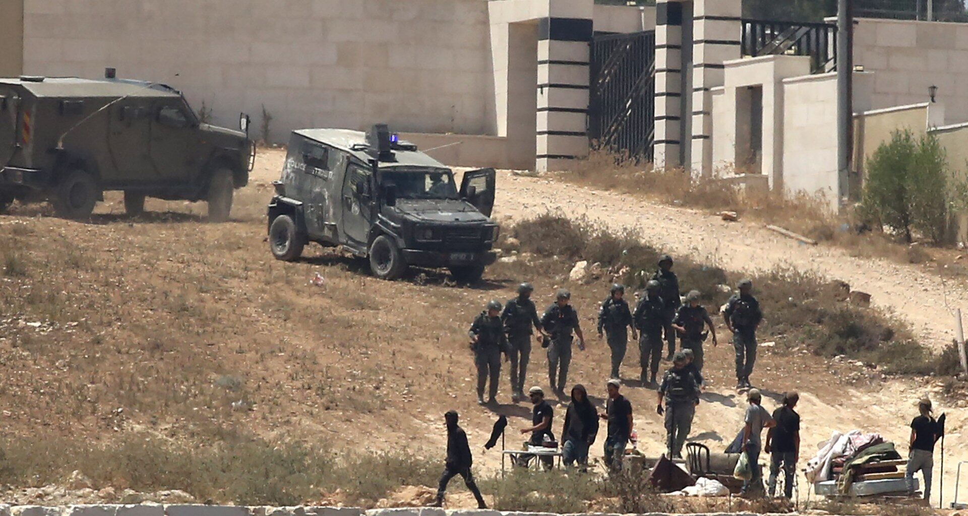 Israeli settlers besiege three Palestinian families in West Bank’s Qusra | Human Rights News