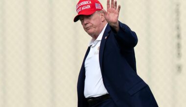 Trump’s approval rating sinks to new low at 33 percent | Donald Trump News